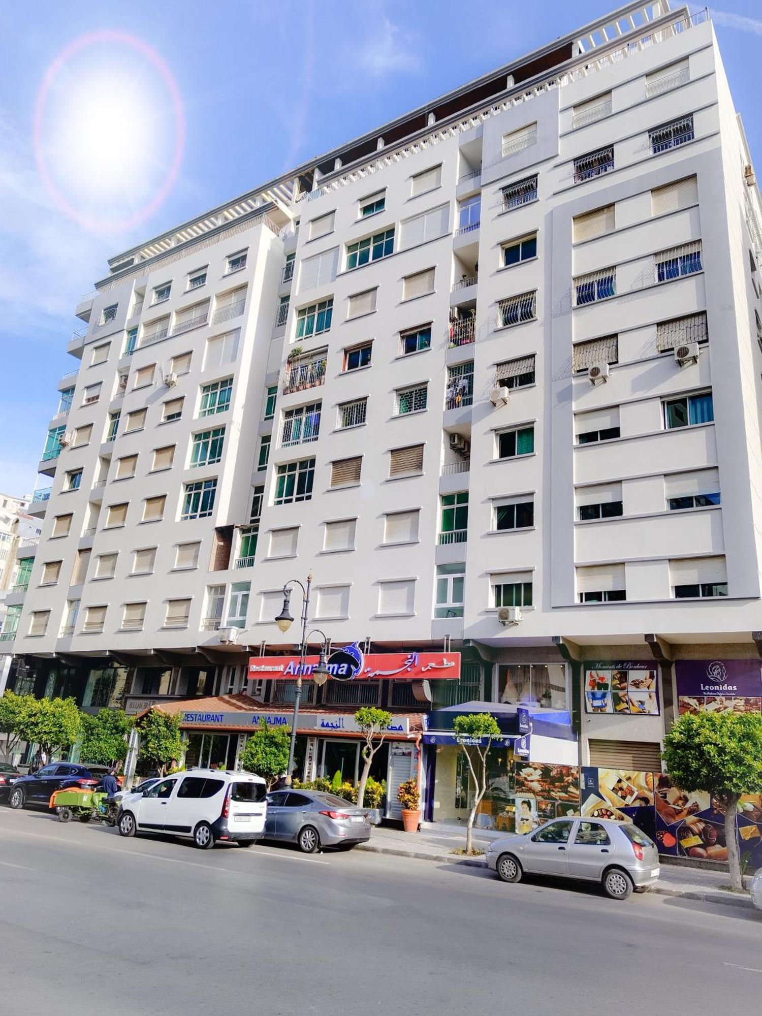 Incroyable Appartement A Playa Enface Cafe Sky 17 Tânger Exterior foto